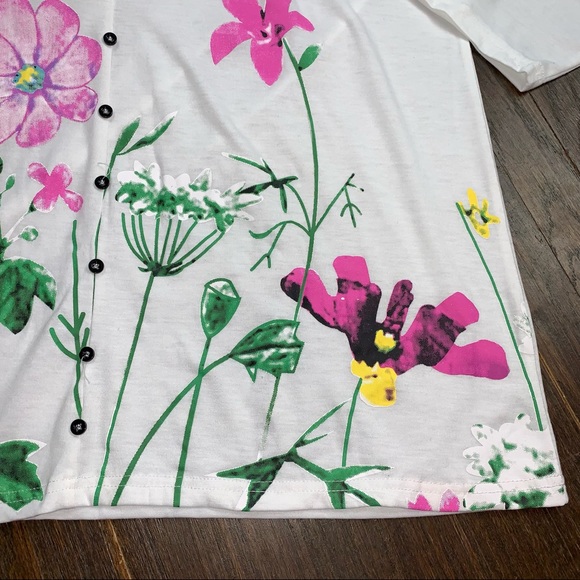 UNBRANDED~NWOT~ Women’s Size XL White Long Sleeve Floral Button Down Tunic Top - Picture 8 of 13